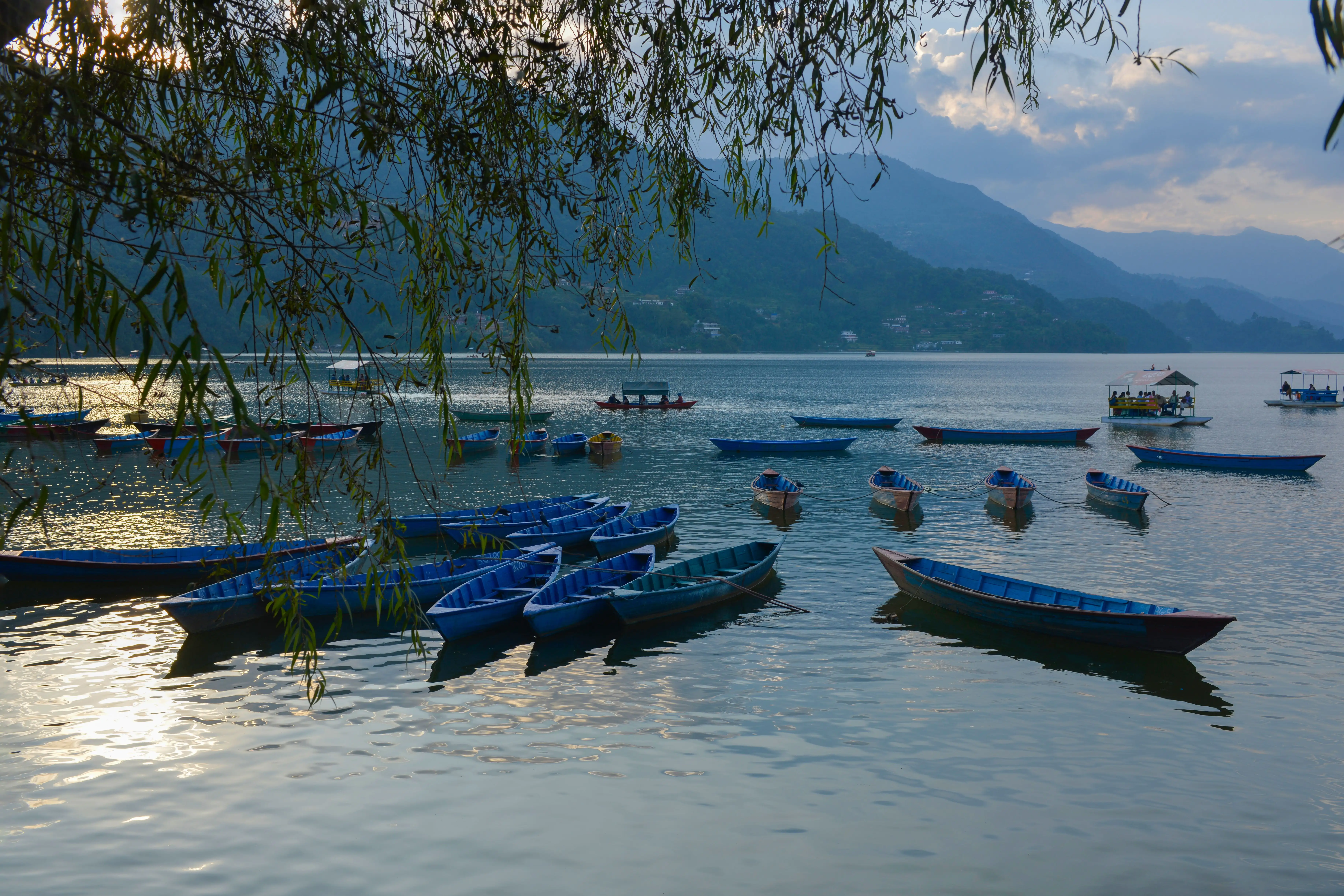 Pokhara Phewa Lake Annapurna