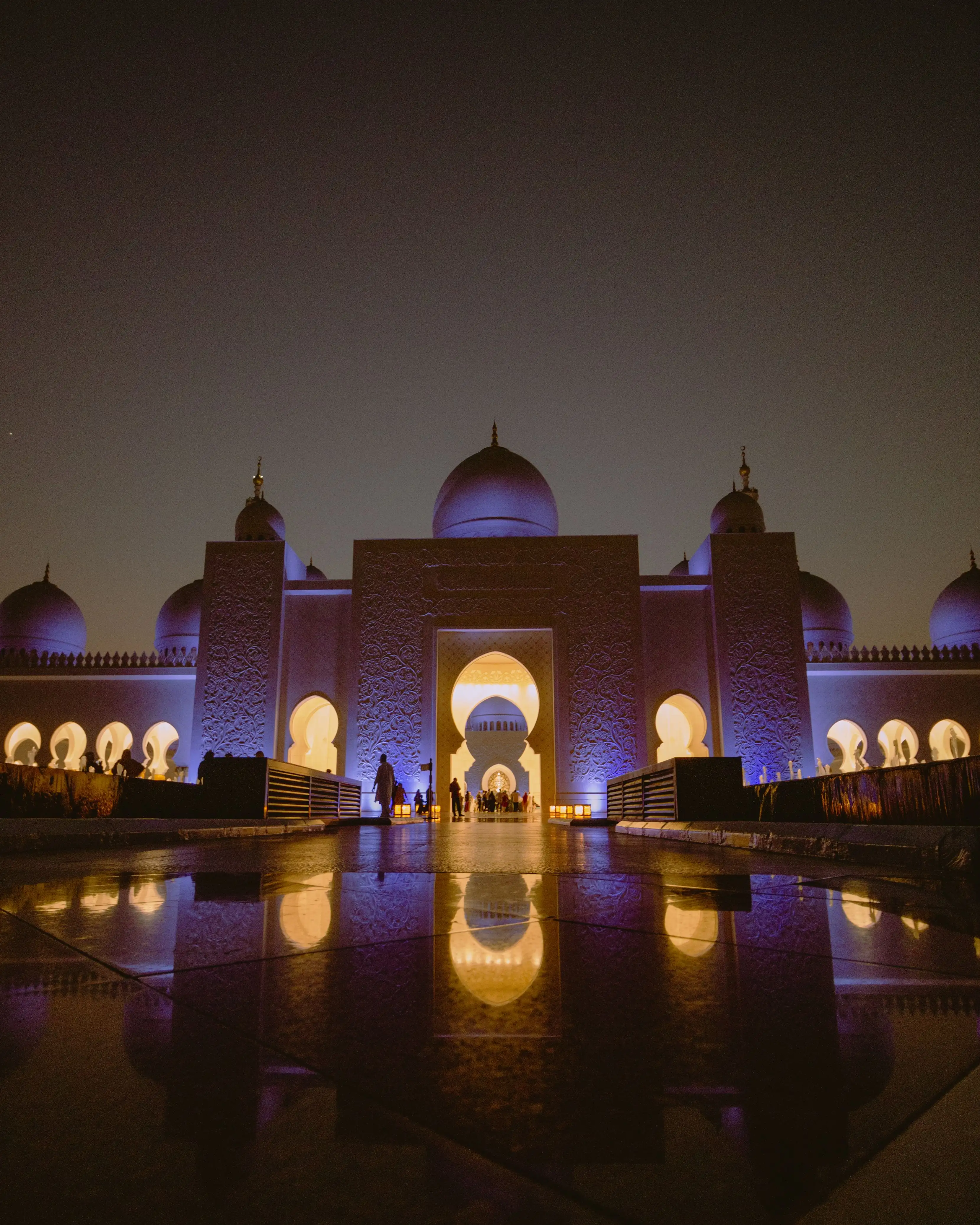 Abu Dhabi Sheikh Zayed Grand Mosque
